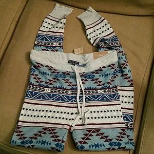 AE sweater leggings. Brand new with tags
