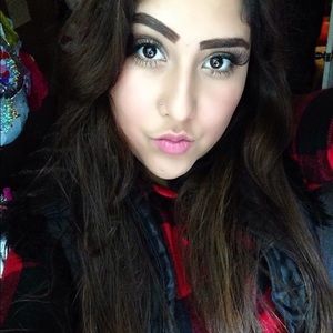 Meet your Posher, Guzman