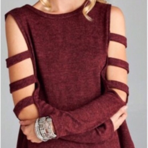 ▪️CLEARANCE *LAST1* Ladder Sleeve Wine LS Top - Picture 3 of 3