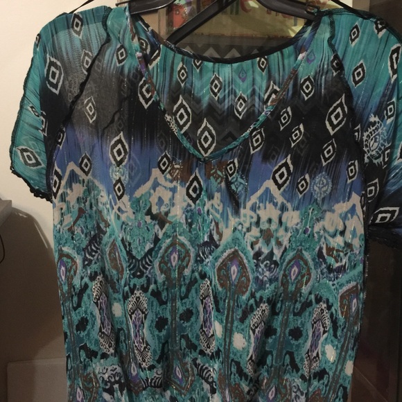 Top - Picture 2 of 2