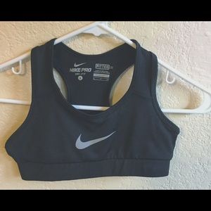 Nike Pro Dri-Fit Fitted Sports Bra
