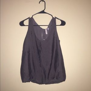 Gray tank top
