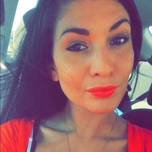 Meet your Posher, Kristina