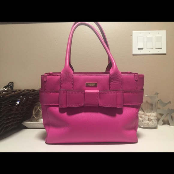 🎉🎉 SALE!! Spade VillaBella Pink Leather Purse