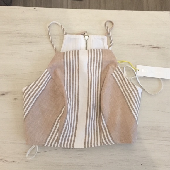 BCBG new cropped top