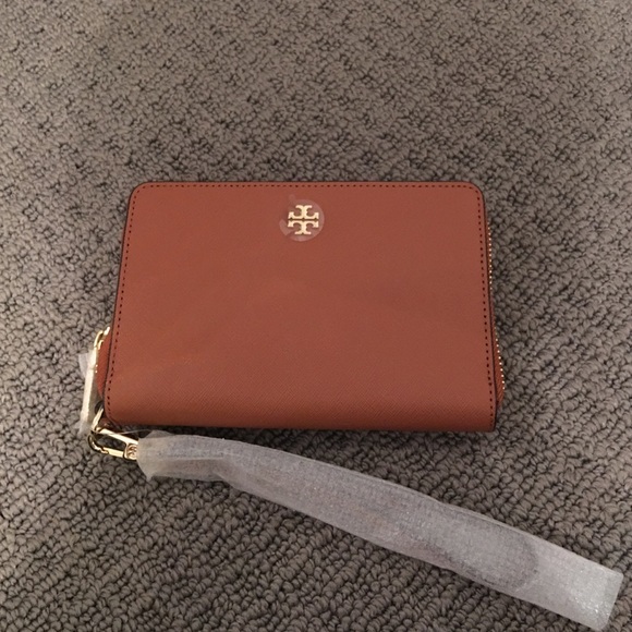 Tory Burch wristlet