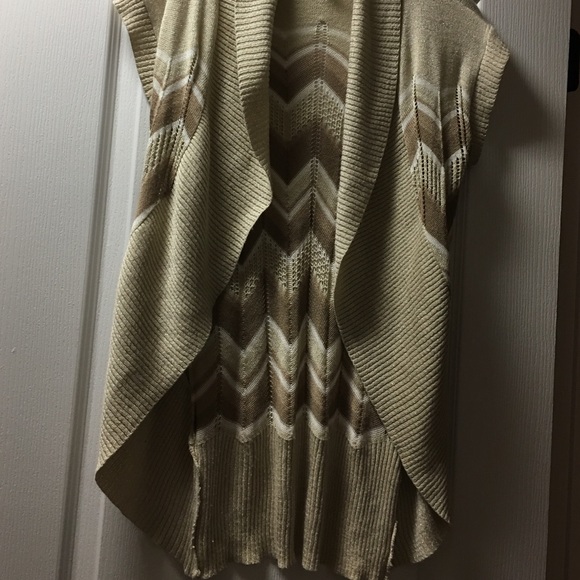 Stylish golden cardigan
