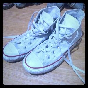 Size 8 high top converse