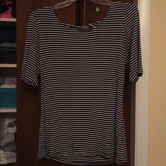 3/4 sleeved shirt
