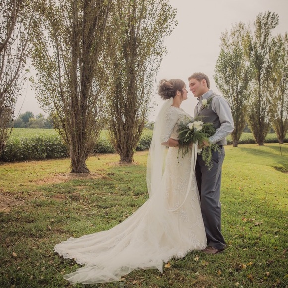 Meet Your Posher! - Picture 3 of 3