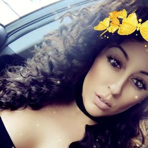 Meet your Posher, Alyssa