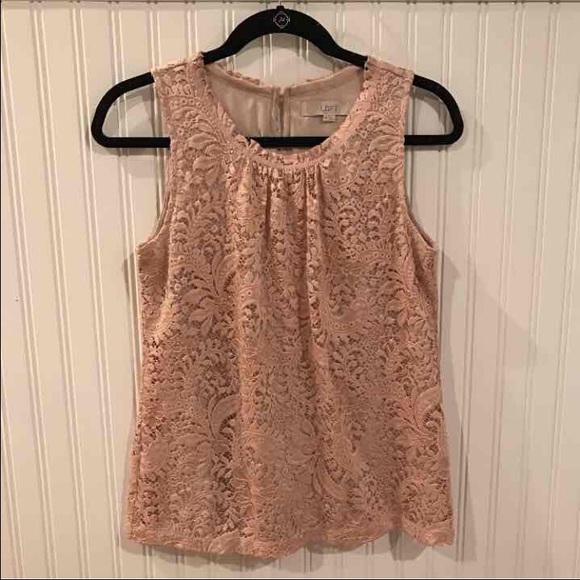 Ann Taylor LOFT XS crochet top