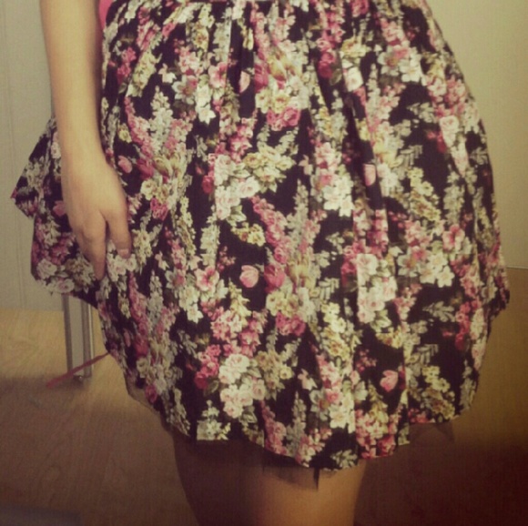 *sale*Sans Souci Strapless dress - Picture 3 of 4