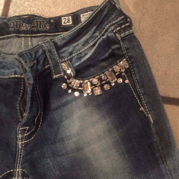 Miss Me Rhinestone jeans - Picture 3 of 3