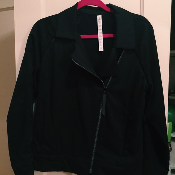 Size 8 Lululemon Black Multi-use Jacket