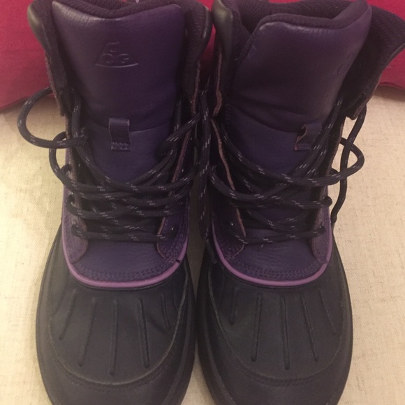 Nike Shoes - Purple and black Nike Snow Boot