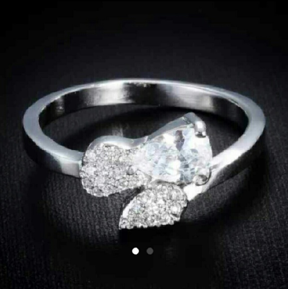 Beautiful18K white gold filed bridal ring size7