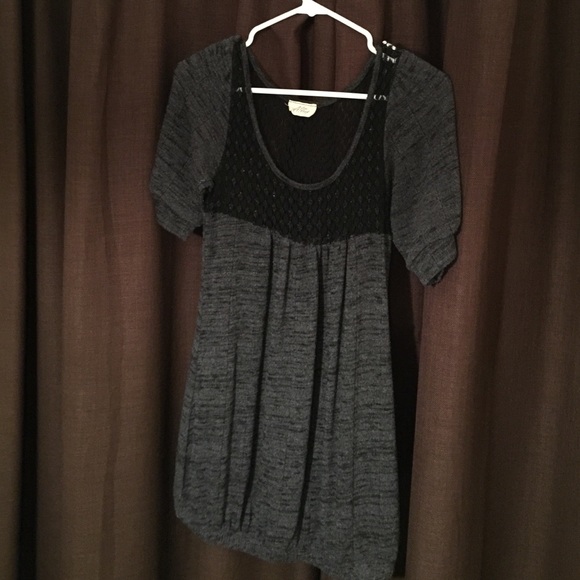 🌻SALE🌻 Buckle boutique lace top sweater - Picture 1 of 1