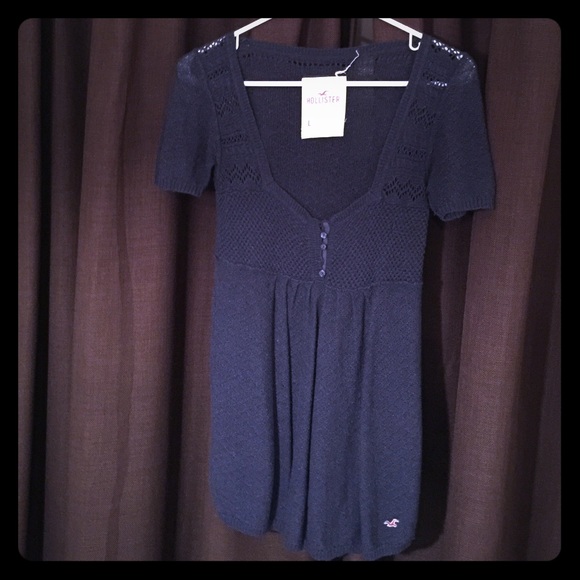 🌻SALE🌻 Knit sweater by Hollister - Picture 1 of 1