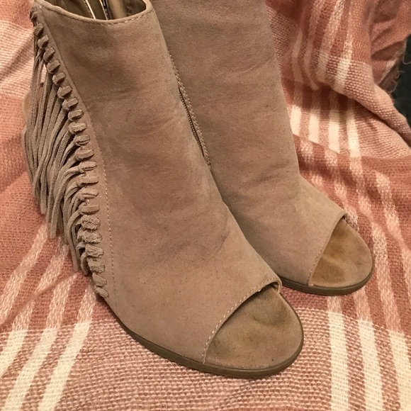 Fringe booties - Picture 3 of 4
