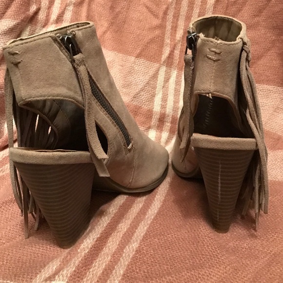 Fringe booties - Picture 4 of 4