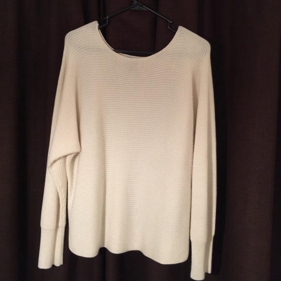 🌻SALE🌻 JCP Cream wool blend sweater - Picture 1 of 1