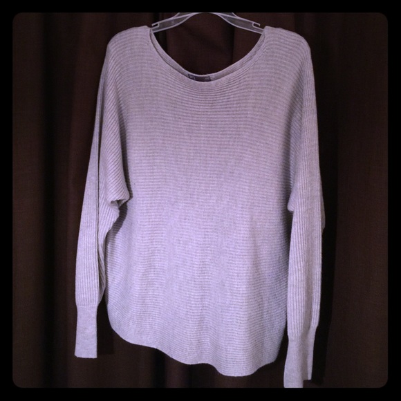 🌻SALE🌻 JCP Soft grey wool blend sweater - Picture 1 of 1