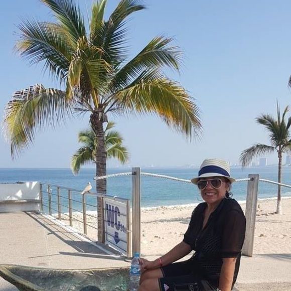 Meet your Posher, Lily - Picture 1 of 1