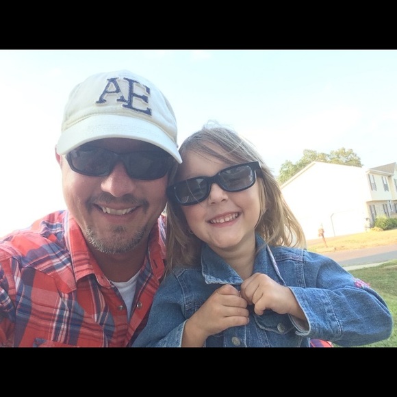 Meet your Posher, David - Picture 2 of 3