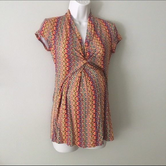 NWT Olian Maternity Top