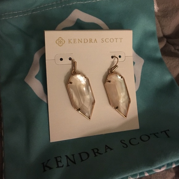 Kendra Scott palmers - Picture 1 of 2