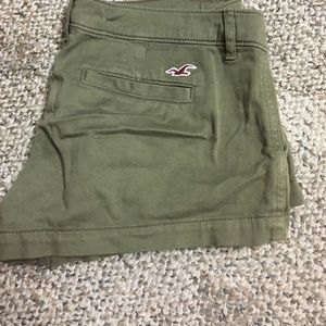 Hollister Shorts size 3