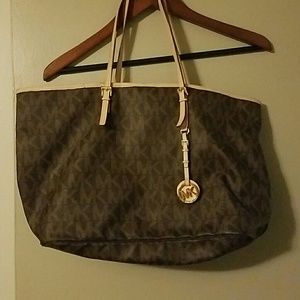 Michael kors bag