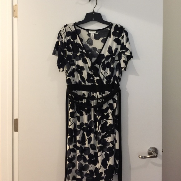 Dress with faux wrap over bust, adjustable belt