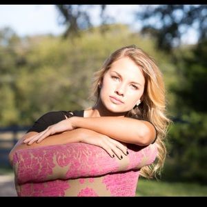 Meet your Posher, Grace