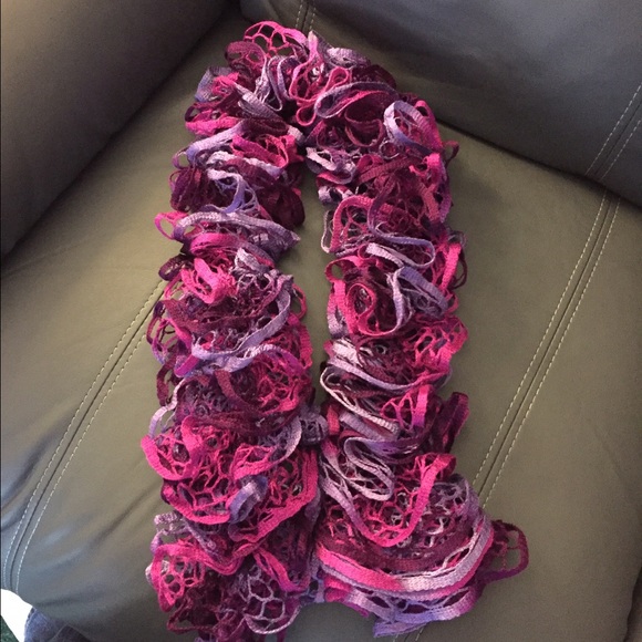 Pink and purple ruffle scarf