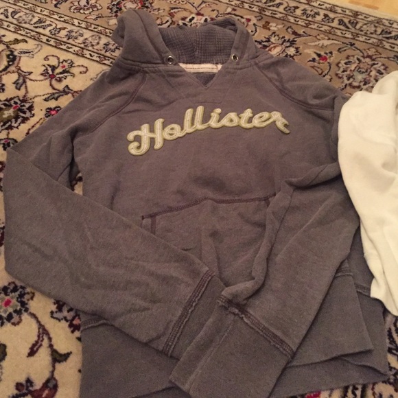 Hooded Sweaters - Picture 2 of 3