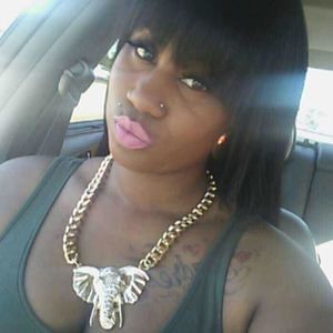 Meet your Posher, Romisha