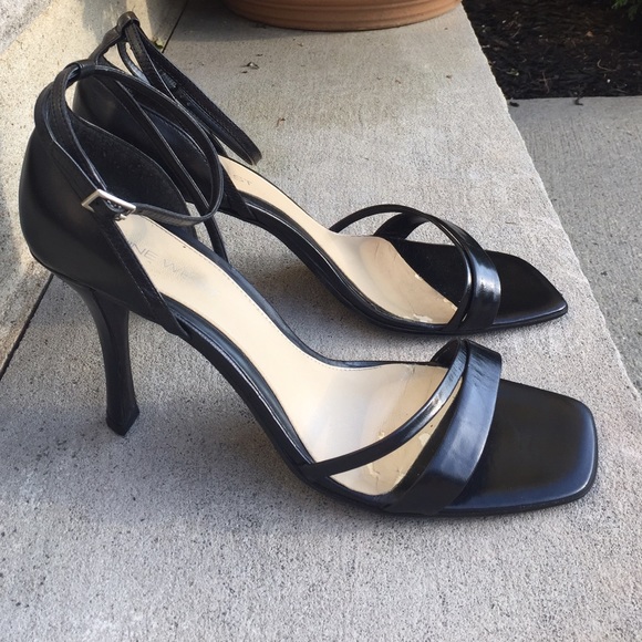 Nine West Origami Pumps - Picture 1 of 3