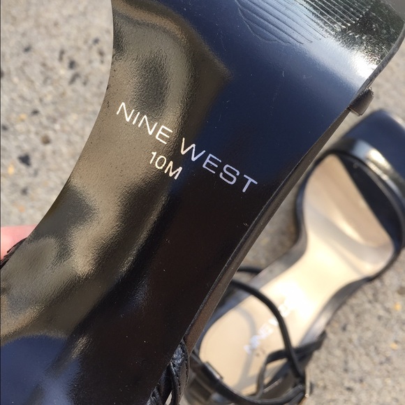 Nine West Origami Pumps - Picture 3 of 3