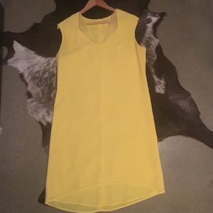 Sunny yellow Calvin Klein dress 💛☀️