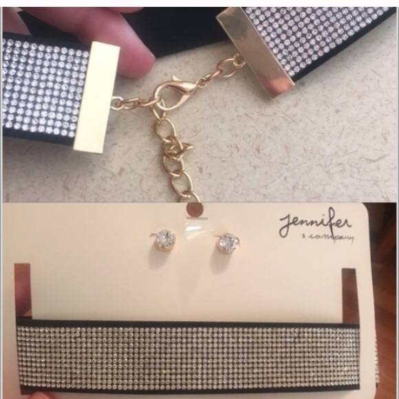 • Bling Choker Necklace & Earrings • - Picture 3 of 4