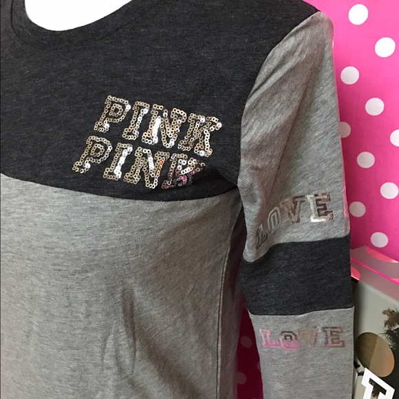 🚫SOLD🚫🆕NWT VS PINK bling football tee - Picture 4 of 4