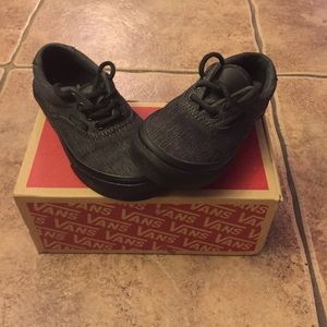 Pair of VANS Preschool Size 11 Grey/Black