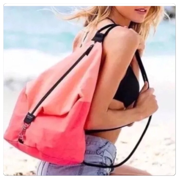 NWT VS backpack - Picture 2 of 4