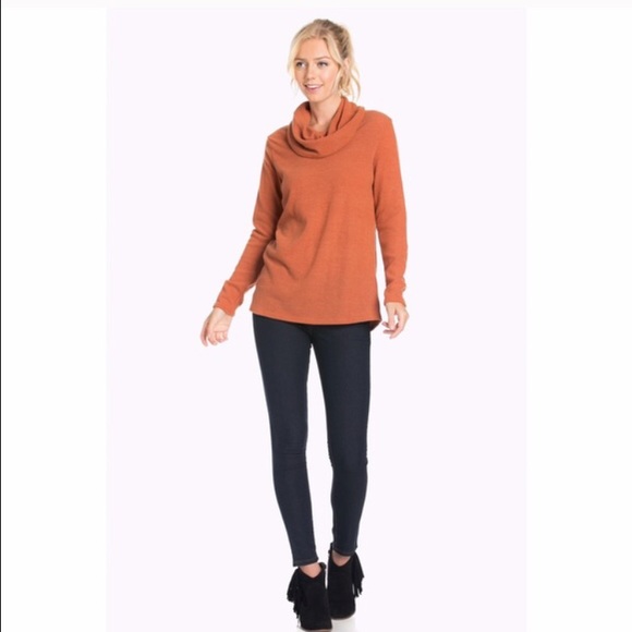 Weekend Sale 🍁Fall wear💕cowl neck top - Picture 2 of 2