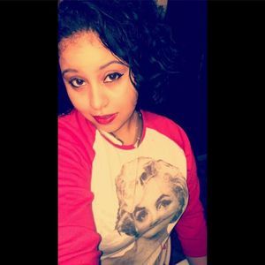 Meet your Posher, Hillary