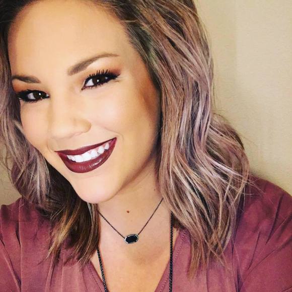 Meet your Posher, Don