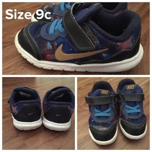 Toddle nike shoes