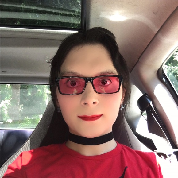 Meet your Posher, Alexandria - Picture 2 of 2